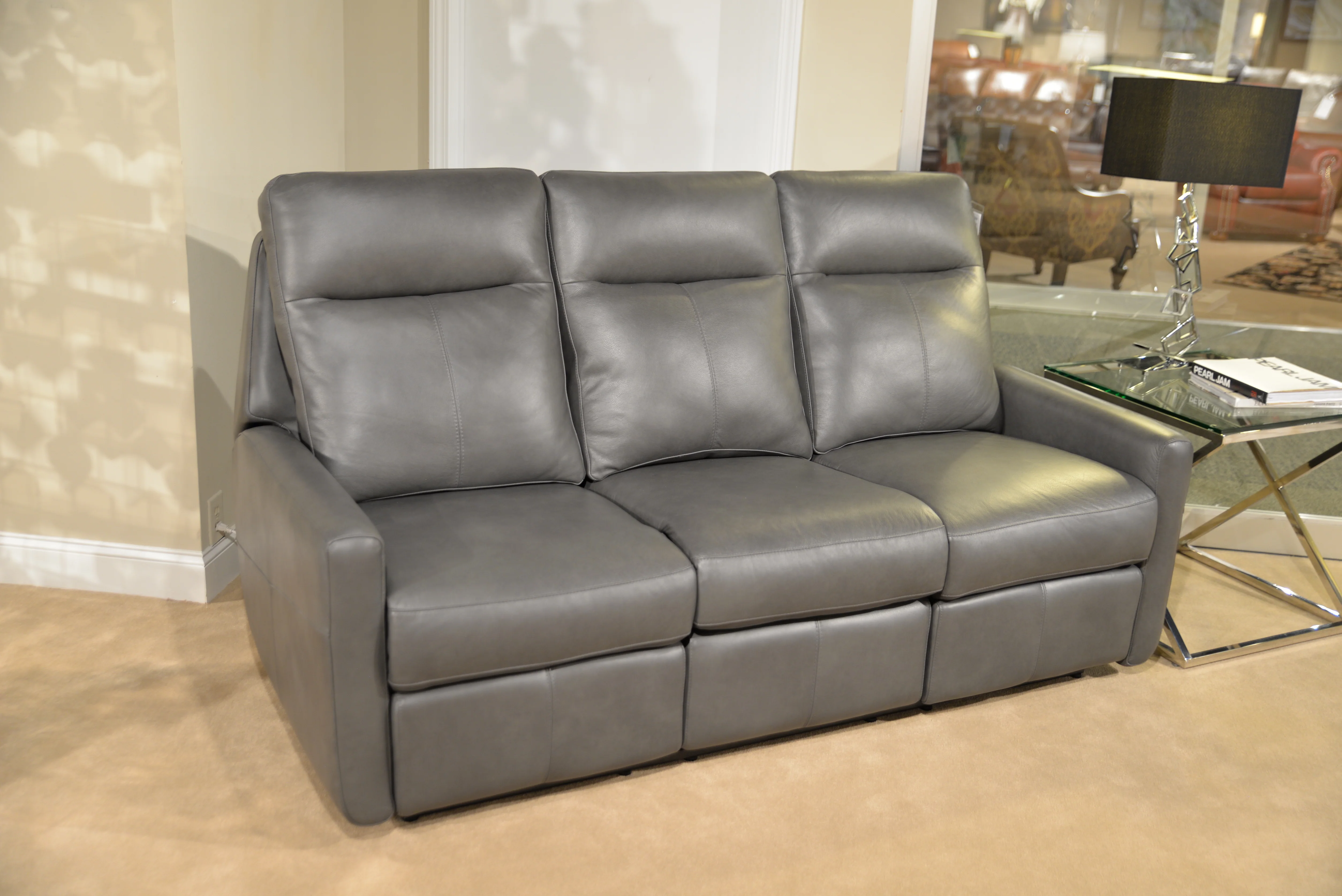 Omnia Sherman Oaks Sectional - Image 3