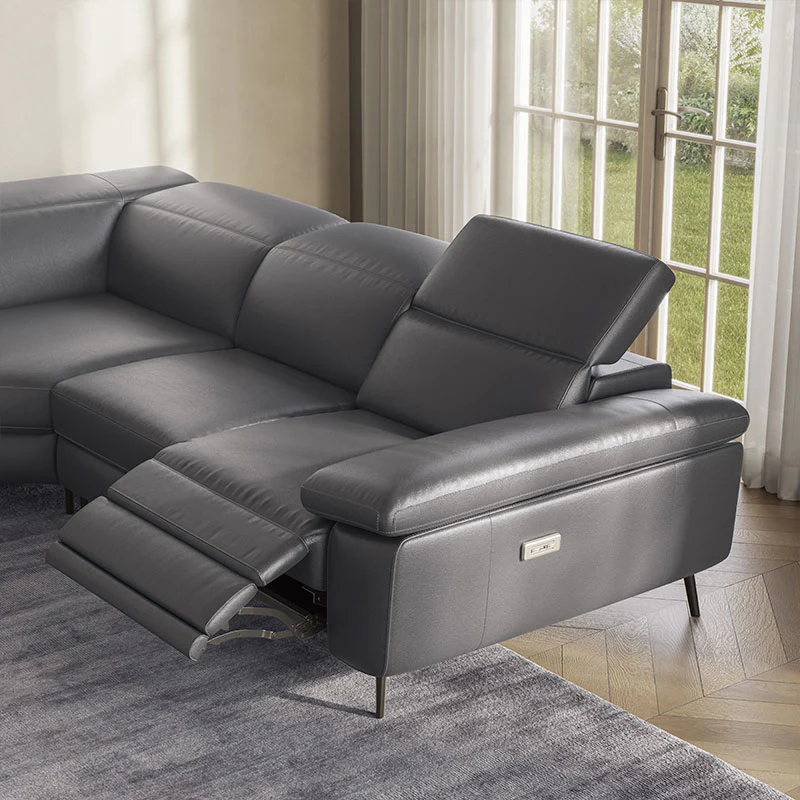 Natuzzi Editions Coro C217 Sofa - Image 8