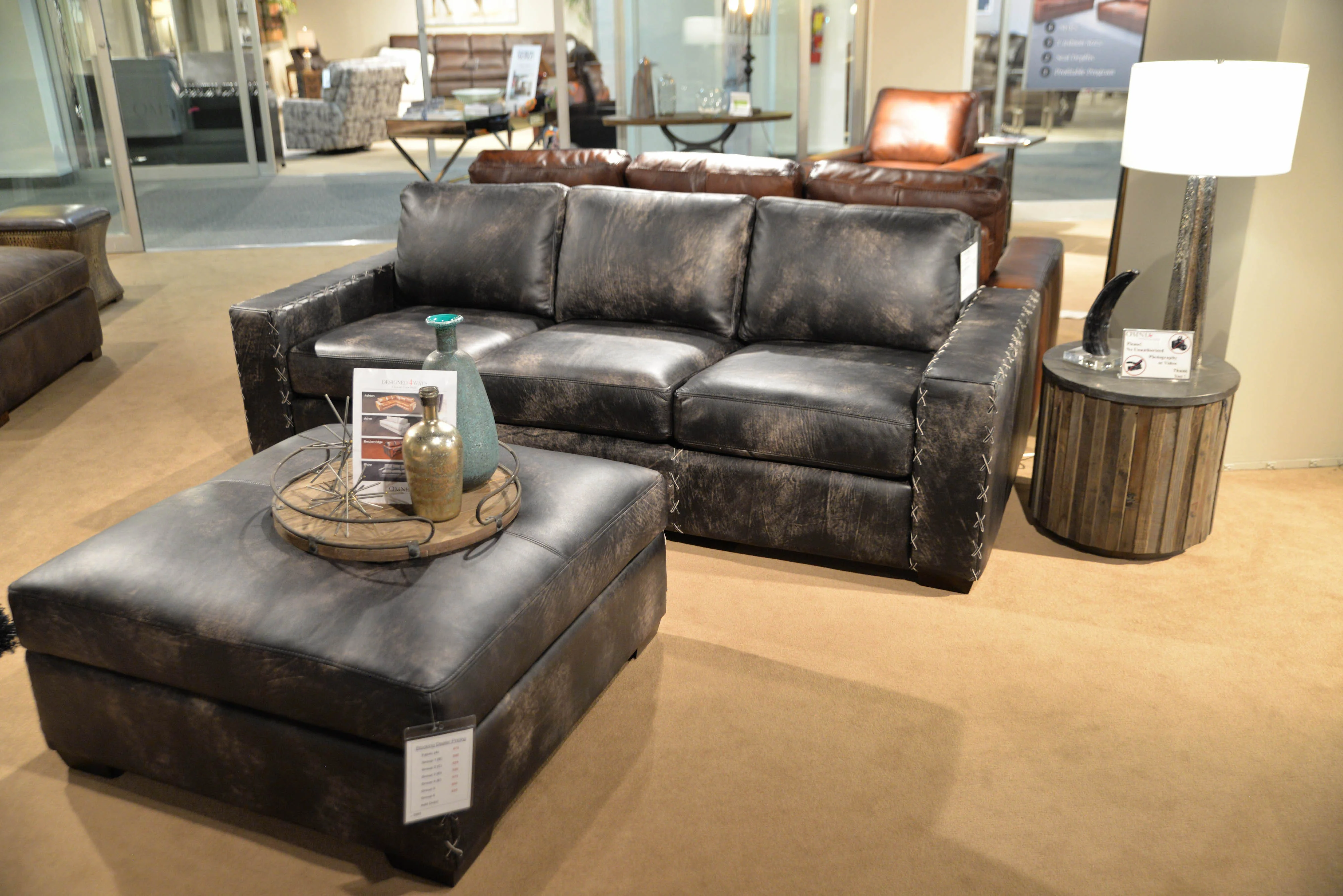 Omnia Breckenridge Sectional - Image 4