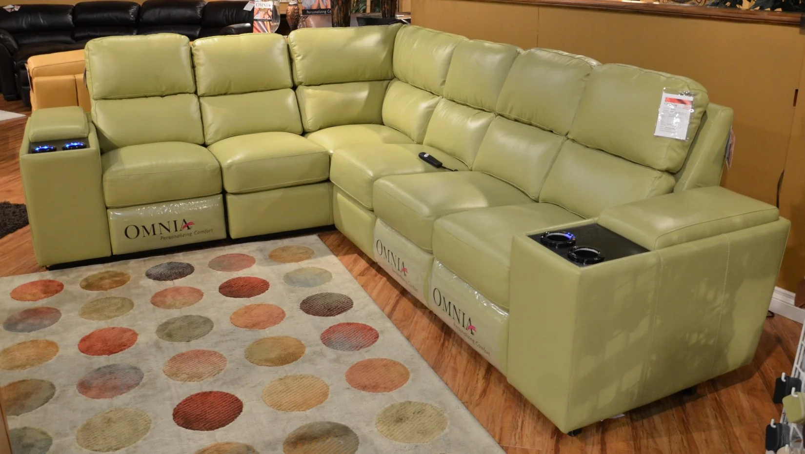 Omnia Brookfield Sofa - Image 4