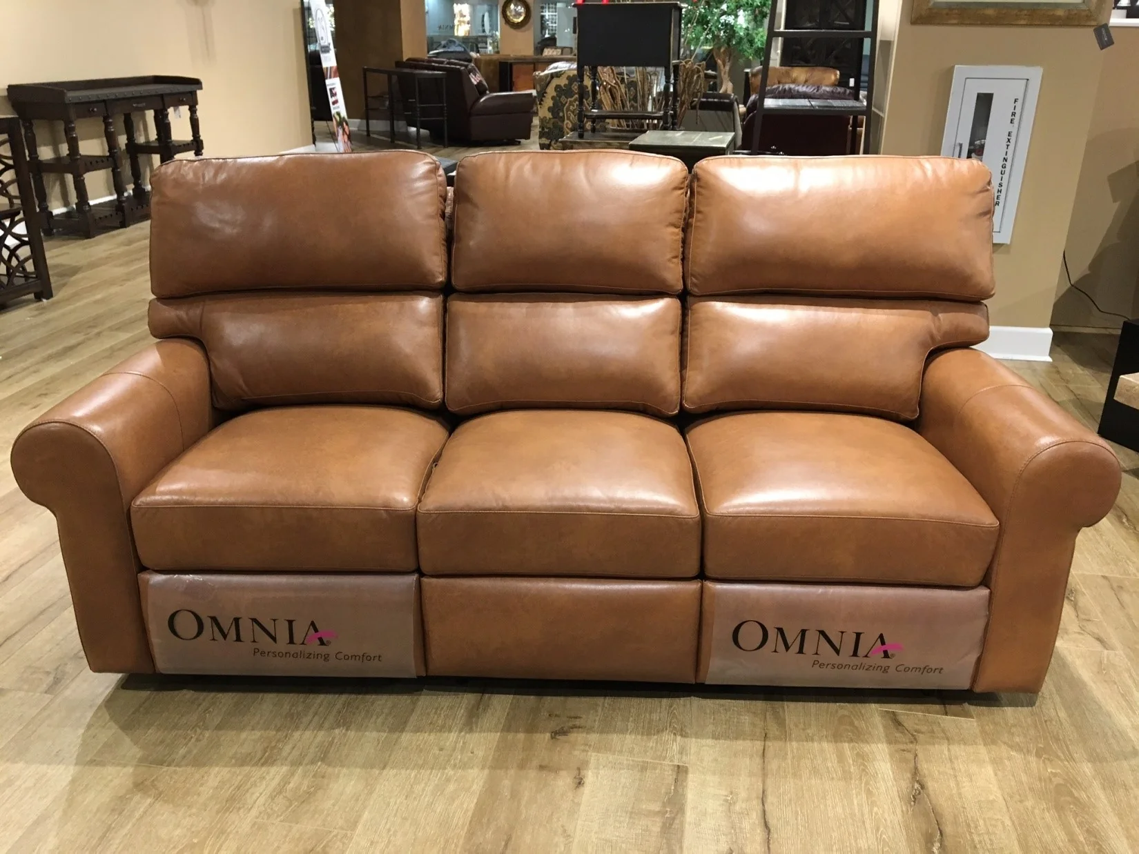 Omnia Brookfield Sectional - Image 10