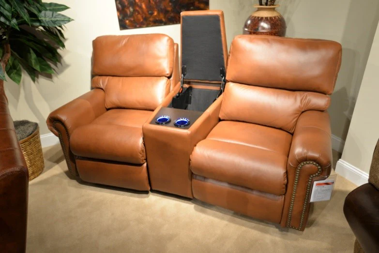 Omnia Connor Sofa - Image 7