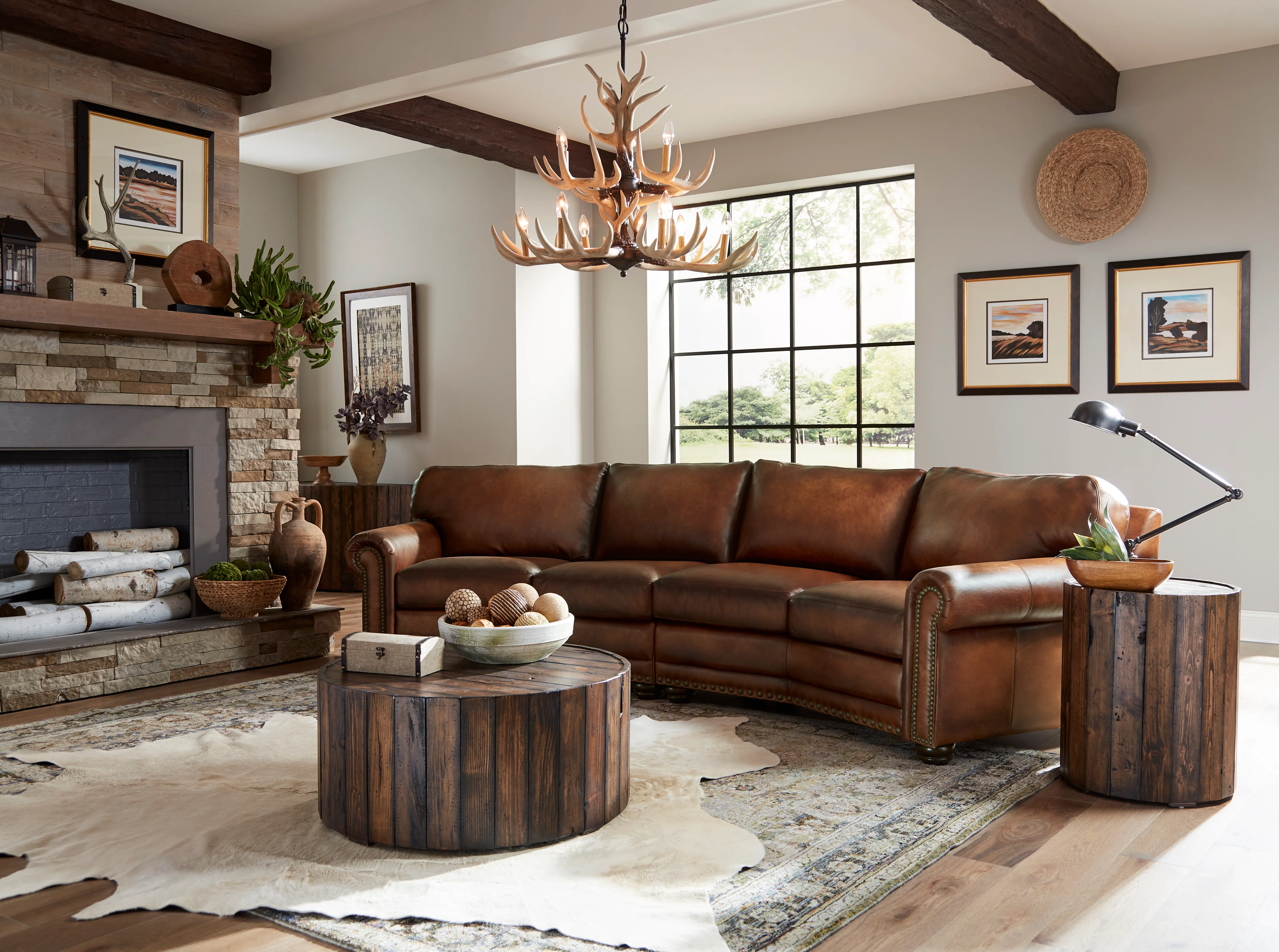 Omnia Dominion Sofa - Image 4