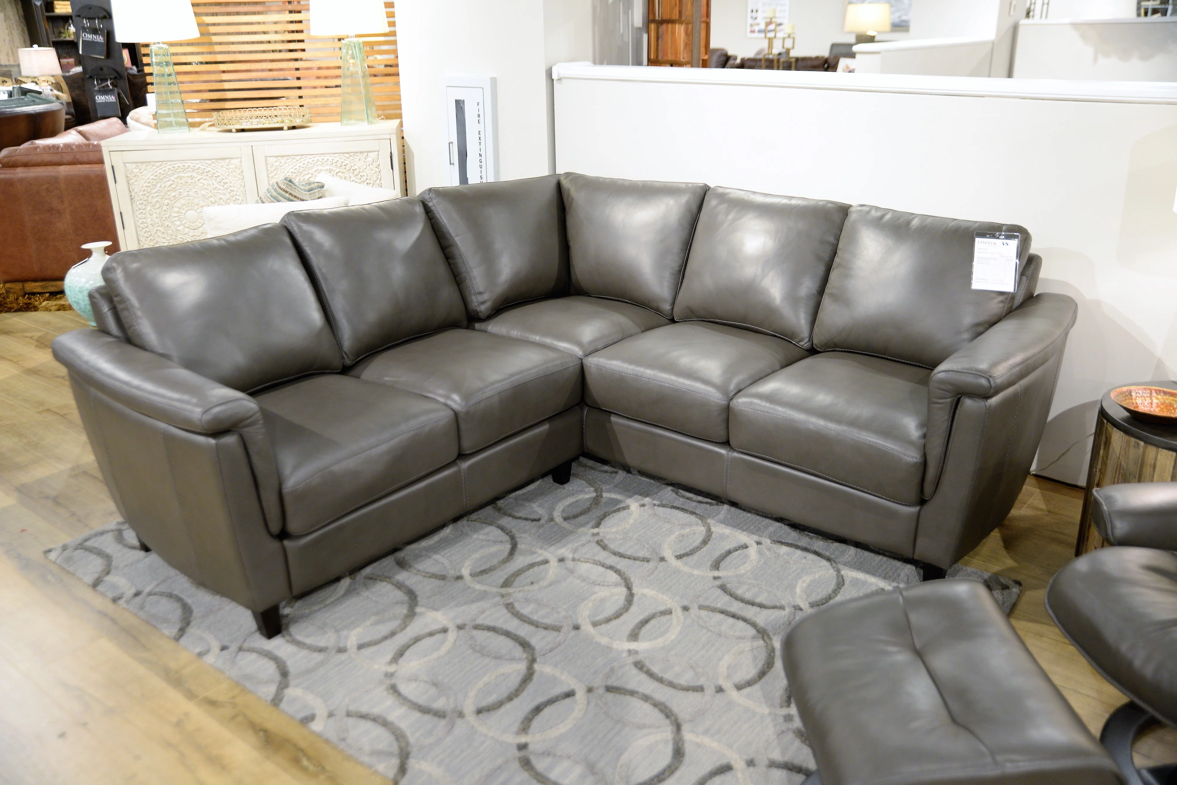 Omnia Ellis Sectional - Image 4
