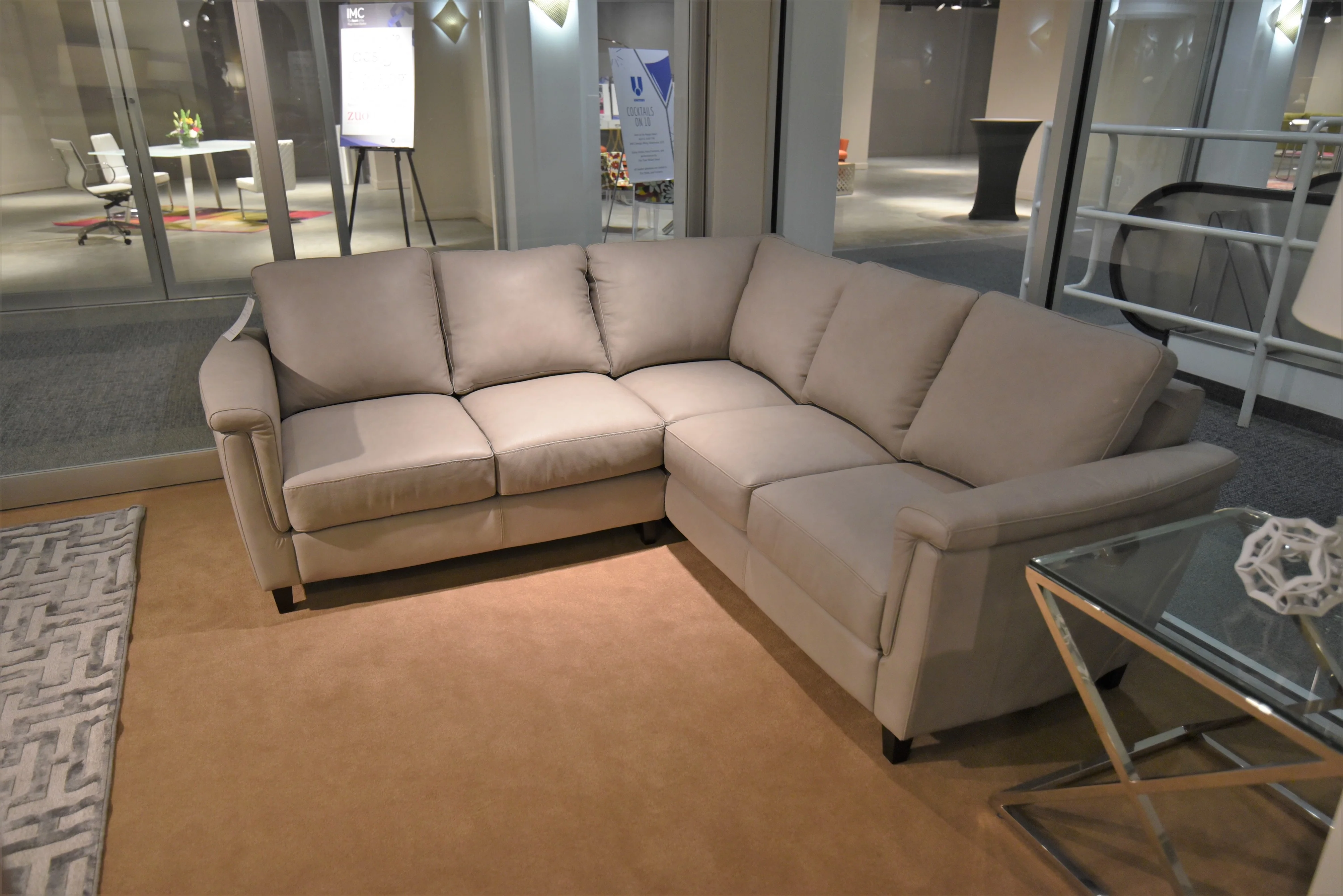 Omnia Ellis Sofa - Image 6