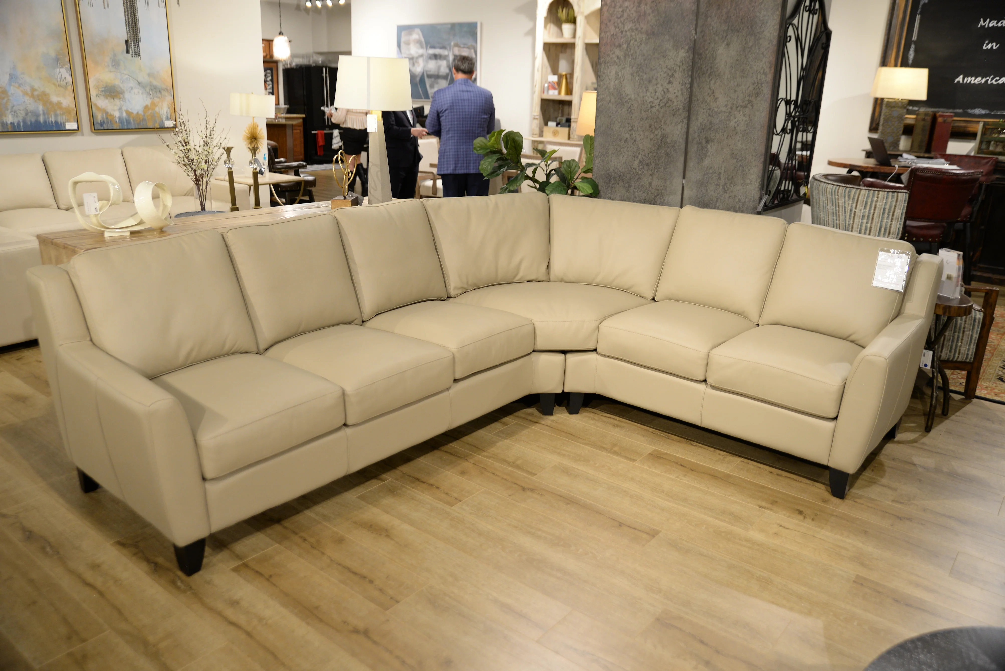 Omnia Pavia Sofa - Image 6
