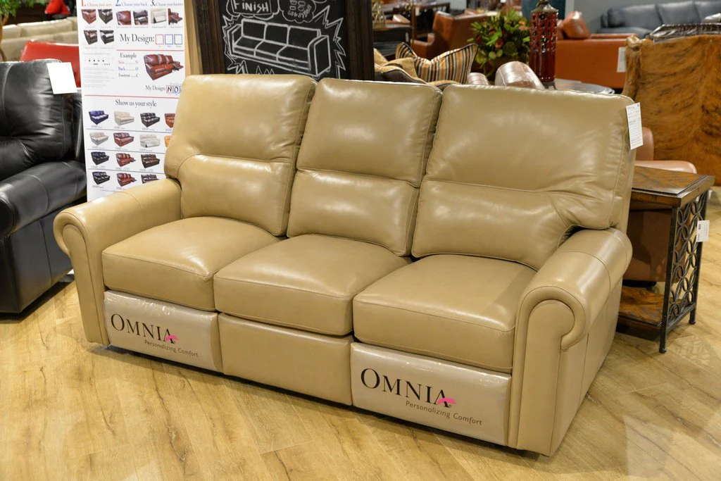 Omnia Riley Sectional - Image 6